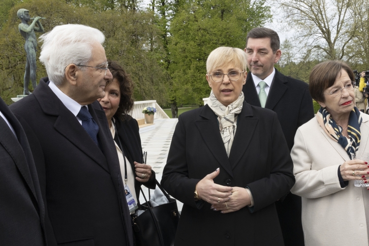 Il Presidente della Repubblica Sergio Mattarella al Castello di Brdo con Nataša Pirc Musar Presidente della Repubblica di Slovenia, in occasione del ventennale dell'adesione slovena all'Unione Europea
