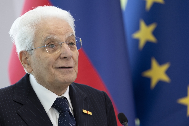 Il Presidente della Repubblica Sergio Mattarella nel corso delle dichiarazioni alla stampa in occasione del ventennale dell'adesione slovena all'Unione Europea
