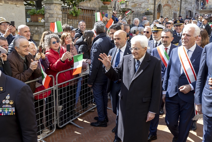 Il Presidente della Repubblica Sergio Mattarella a Civitella in Val di Chiana in occasione del 79° anniversario di Liberazione