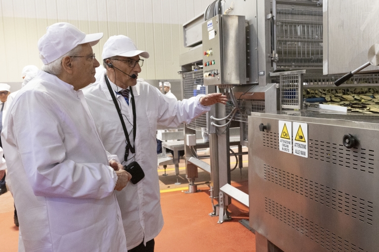 Il Presidente della Repubblica Sergio Mattarella visita lo stabilimento GIAS nel cosentino in occasione della celebrazione della Festa del Lavoro
