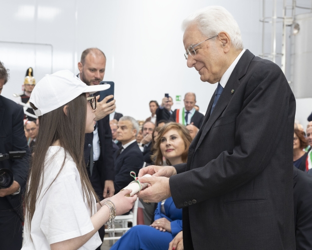 Il Presidente della Repubblica Sergio Mattarella visita lo stabilimento Granarolo di Castrovillari, in occasione della celebrazione della Festa del Lavoro
