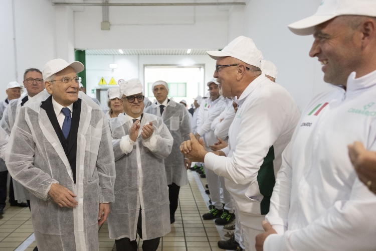 Il Presidente della Repubblica Sergio Mattarella visita lo stabilimento Granarolo di Castrovillari, in occasione della celebrazione della Festa del Lavoro

