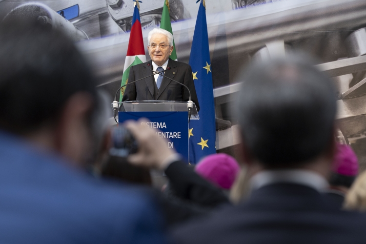 Il Presidente della Repubblica Sergio Mattarellanello stabilimento Granarolo di Castrovillari  in occasione della visita al sistema agroalimentare del distretto del cosentino per le celebrazione della Festa del Lavoro 
