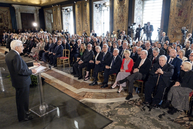 Il Presidente Sergio Mattarella rivolge il suo indirizzo di saluto in occasione della cerimonia di presentazione dei candidati ai Premi “David di Donatello” per l’anno 2024