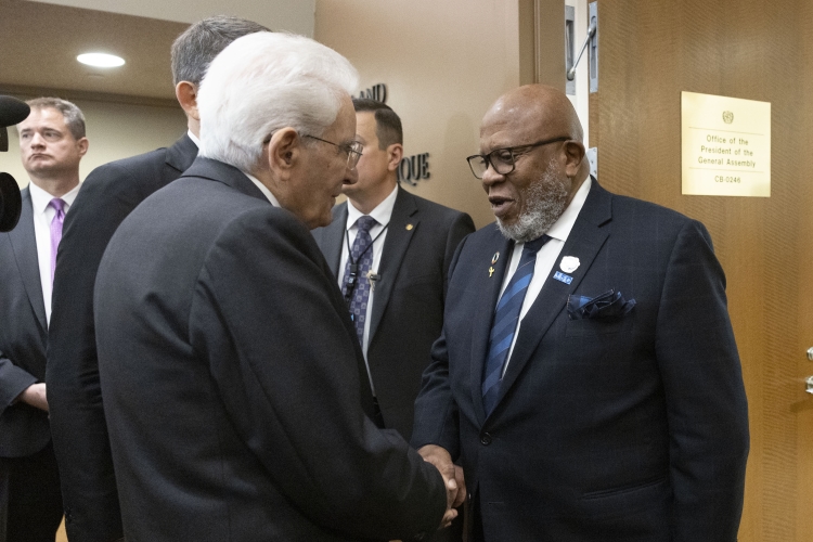 Il Presidente della Repubblica Sergio Mattarella al Palazzo di Vetro delle Nazioni Unite incontra Dennis Francis, Presidente dell’Assemblea Generale delle Nazioni Unite
