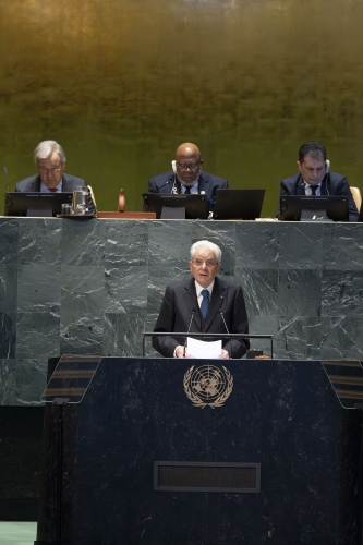 Il Presidente della Repubblica Sergio Mattarella durante la sua allocuzione dal titolo “Italia, Nazioni Unite e multilateralismo per affrontare le sfide comuni” all'Assemblea Generale delle Nazioni Unite
