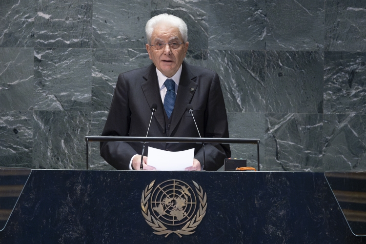 Il Presidente della Repubblica Sergio Mattarella durante la sua allocuzione dal titolo “Italia, Nazioni Unite e multilateralismo per affrontare le sfide comuni” all'Assemblea Generale delle Nazioni Unite

