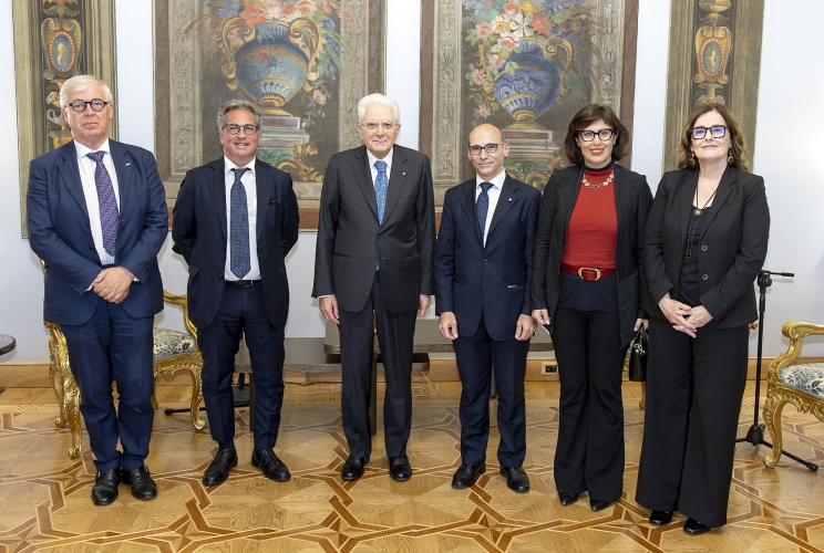 Il Presidente Sergio Mattarella nel corso dell'incontro con Giuseppe Busia, Presidente dell’Autorità Nazionale Anticorruzione una delegazione dell'Autorità