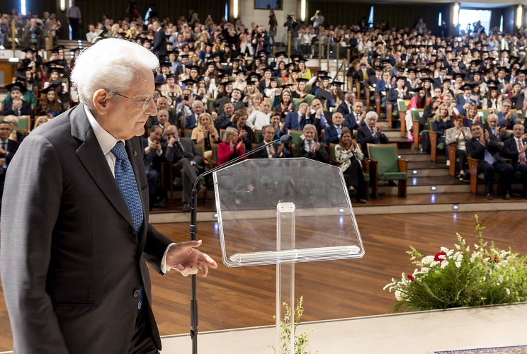 Il Presidente Sergio Mattarella nel corso  della XI edizione della Giornata del Laureato: premiazione Laureati Eccellenti
