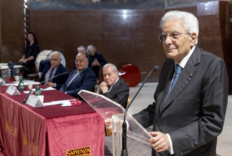 Il Presidente Sergio Mattarella nel corso  della XI edizione della Giornata del Laureato: premiazione Laureati Eccellenti
