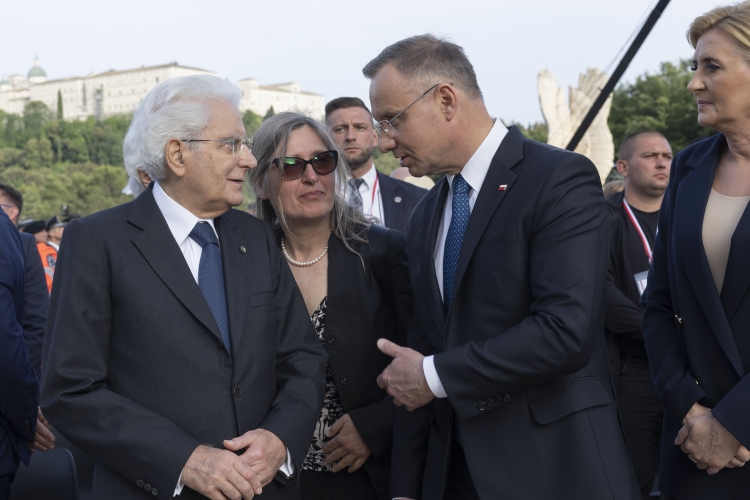 Il Presidente della Repubblica Sergio Mattarella con Andrzej Duda, Presidente della Repubblica di Polonia, in occasione del 80° anniversario della battaglia di Montecassino
