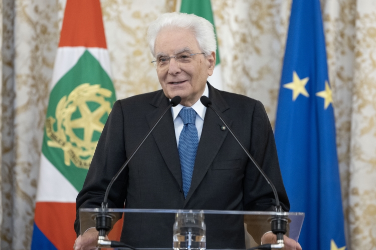 Il Presidente Sergio Mattarella in occasione dell'incontro con una delegazione della Federazione Italiana Sport Invernali
