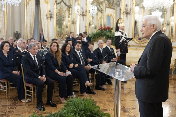 Il Presidente Sergio Mattarella in occasione dell'incontro con una delegazione della Federazione Italiana Sport Invernali
