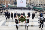 Il Presidente Mattarella depone una corona d’alloro all’Altare della Patria in occasione della Festa Nazionale della Repubblica

