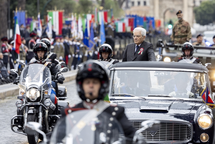 Il Presidente Sergio Mattarella alla Rivista Militare in occasione del 78° anniversario della Repubblica Italiana