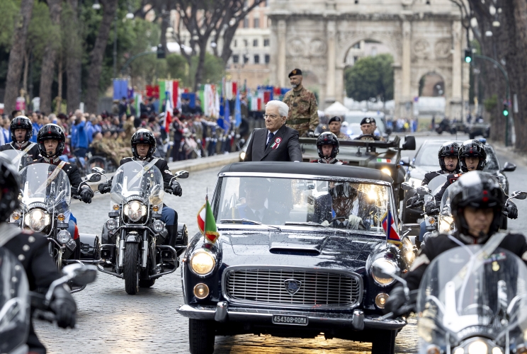 Il Presidente Sergio Mattarella alla Rivista Militare in occasione del 78° anniversario della Repubblica Italiana