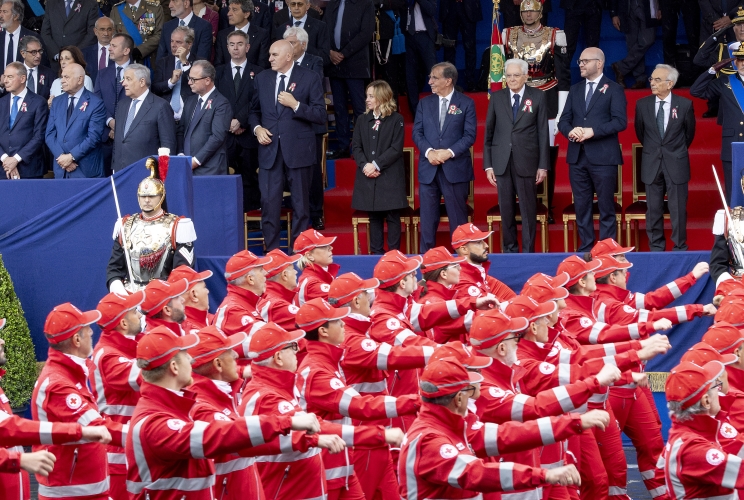 Il Presidente Sergio Mattarella alla Rivista Militare in occasione del 78° anniversario della Repubblica Italiana
