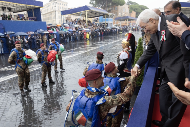 Il Presidente Sergio Mattarella alla Rivista Militare in occasione del 78° anniversario della Repubblica Italiana

