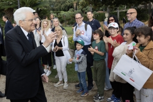 2 giugno Il Presidente Mattarella nei giardini del Quirinale