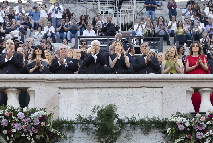 Il Presidente della Repubblica Sergio Mattarella e la Signora Laura all'Arena di Verona in occasione della rappresentazione del concerto "La grande Opera italiana patrimonio dell'umanità", diretto dal Maestro Riccardo Muti.