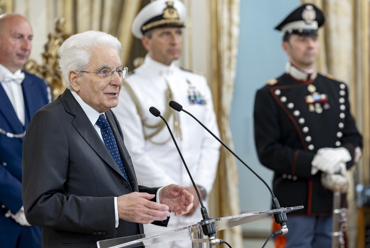 Il Presidente Sergio Mattarella in occasione dell'incontro con una rappresentanza della Marina Militare, nella ricorrenza della Giornata della Marina militare