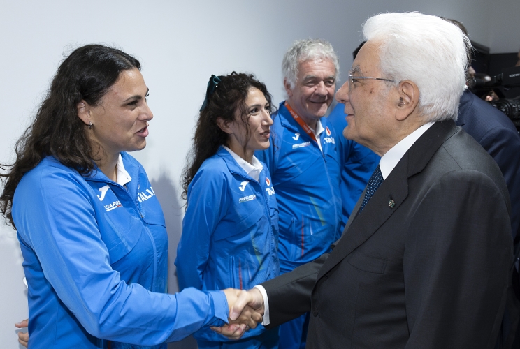 Il Presidente della Repubblica Sergio Mattarella con Sara Fantini