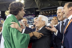 Il Presidente della Repubblica Sergio Mattarella con Gianmarco Tamberi