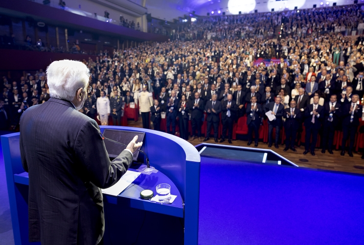 Il Presidente Sergio Mattarella rivolge il suo indirizzo di saluto in occasione dell'Assemblea generale di Confcommercio