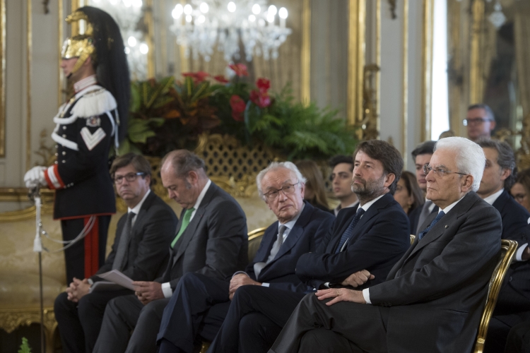 Il Presidente Sergio Mattarella in occasione dell'incontro con i partecipanti al programma "Mecenati del XXI secolo" .