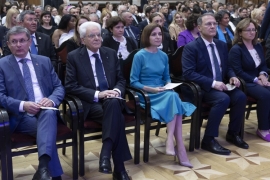 Il Presidente della Repubblica Sergio Mattarella a Palazzo della Repubblica di Chisinau,con Maia Sandu Presidente della Repubblica di Moldova,in occasione della visita Ufficiale 
