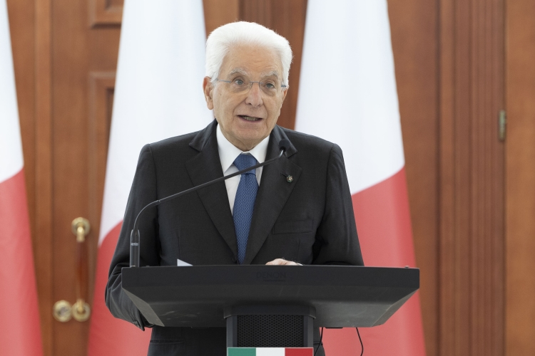 Il Presidente della Repubblica Sergio Mattarella durante la conferenza stampa 
