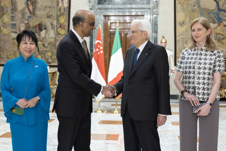 Il Presidente della Repubblica Sergio Mattarella e la sig.ra Laura con Tharman Shanmugaratnam, Presidente della Repubblica di Singapore,e la Sig.ra Jane Ittogi Shanmugaratnam, in occasione della visita ufficiale
