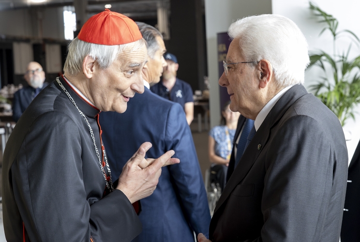 Il Presidente della Repubblica Sergio Mattarella  con S.E.R. Card. Matteo Maria Zuppi,  alla cerimonia di apertura della Settimana Sociale dei Cattolici in Italia