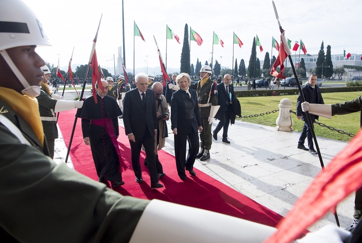 Il Presidente Sergio Mattarella al suo arrivo al Mosteiro dos Jerónimos