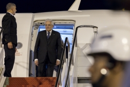 Il Presidente della Repubblica Sergio Mattarella  al suo arrivo all'aeroporto di Brasilia, in occasione della visita di Stato