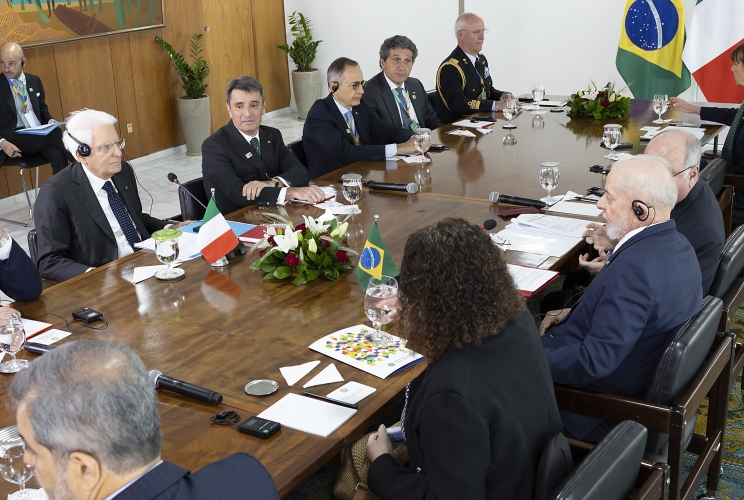 Il Presidente della Repubblica Sergio Mattarella nel corso dei colloqui con il Presidente della Repubblica Federativa del Brasile Luiz Inácio Lula da Silva, e le rispettive delegazioni.