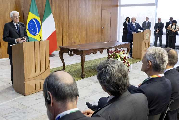 Il Presidente della Repubblica Sergio Mattarella e il Presidente della Repubblica Federativa del Brasile Luiz Inácio Lula da Silva, nel corso delle dichiarazioni alla stampa.
