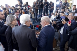 Il Presidente della Repubblica Sergio Mattarella con il Presidente della Repubblica Federativa del  Brasile Luiz Inácio Lula da Silva, nel corso dell'incontro con alcuni giornalisti presso il Palacio Itamaraty.