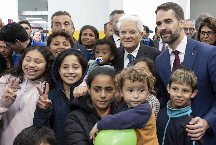 Porto Alegre- Il Presidente della Repubblica Sergio Mattarella  visita il centro umanitario Recomeco