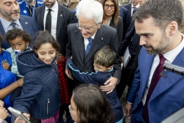 Porto Alegre- Il Presidente della Repubblica Sergio Mattarella  visita il centro umanitario Recomeco