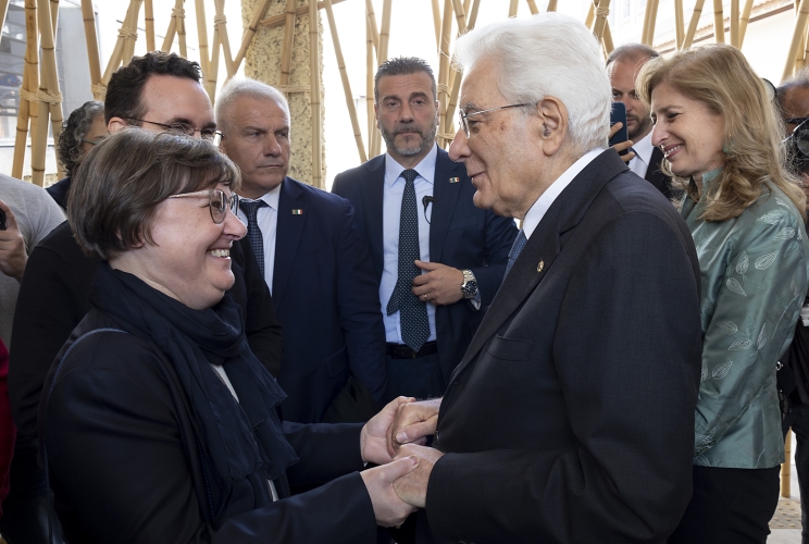 San Paolo - Il Presidente della Repubblica Sergio Mattarella accolto da Rosanna Tabasso, Presidente del Sermig, in occasione della visita all'Arsenale della Speranza.