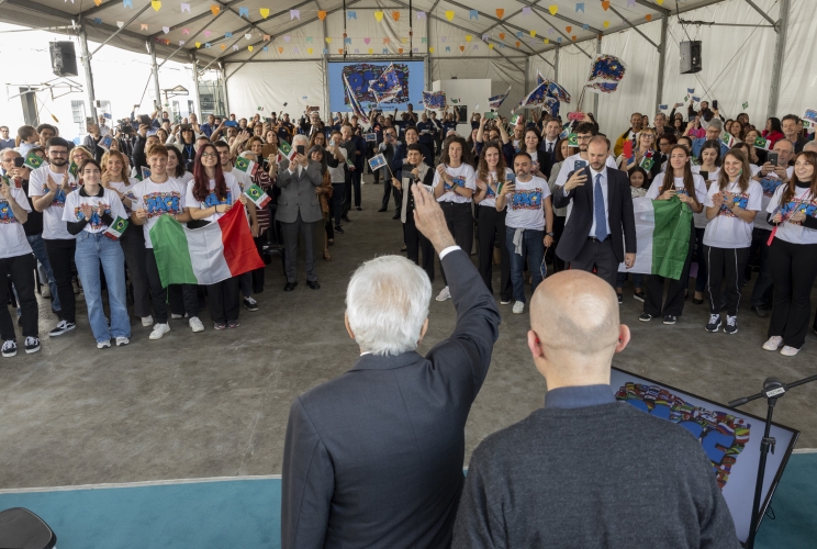 San Paolo - Il Presidente della Repubblica Sergio Mattarella nel corso  della visita all'Arsenale della Speranza.