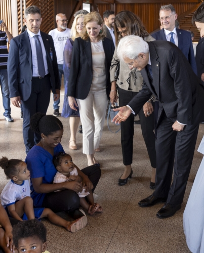 Salvador -  Il Presidente della Repubblica Sergio Mattarella in visita alla Comunità Francesca Betania.