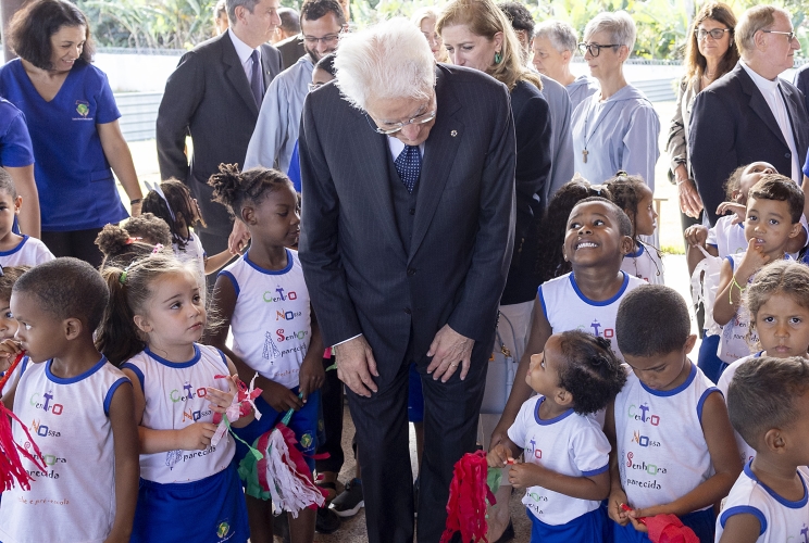 Salvador -  Il Presidente della Repubblica Sergio Mattarella in visita alla Comunità Francesca Betania.