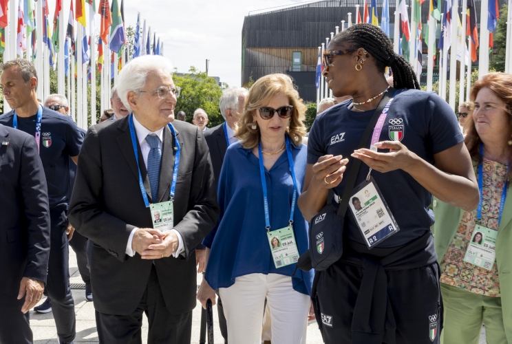 Parigi - Il Presidente della Repubblica Sergio Mattarella in occasione della visita al Villaggio Olimpico e dell'incontro con la delegazione italiana,  oggi 25 luglio 2024.
