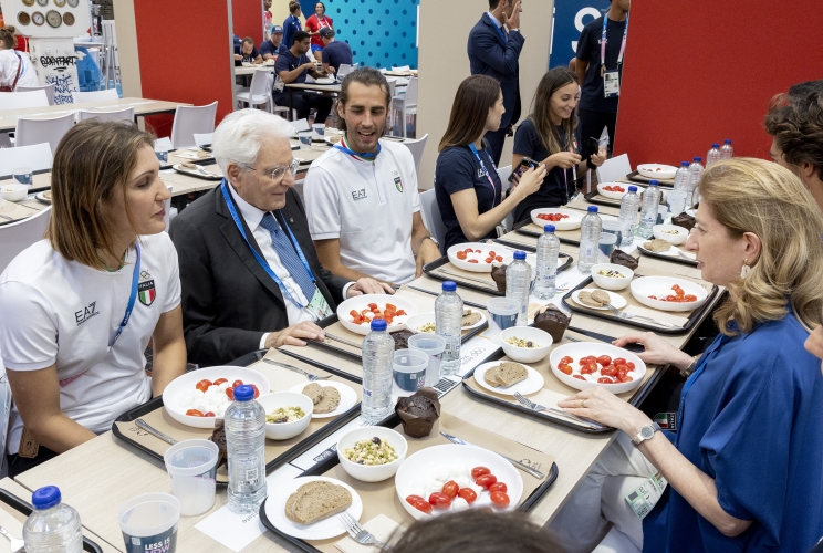 Parigi - Il Presidente della Repubblica Sergio Mattarella in occasione della visita al Villaggio Olimpico e dell'incontro con la delegazione italiana,  oggi 25 luglio 2024.
