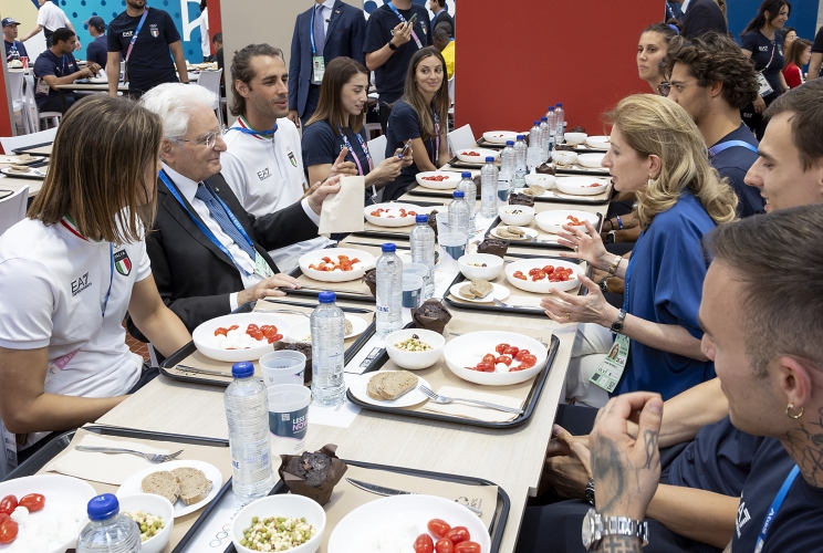 Parigi - Il Presidente della Repubblica Sergio Mattarella in occasione della visita al Villaggio Olimpico e dell'incontro con la delegazione italiana,  oggi 25 luglio 2024.
