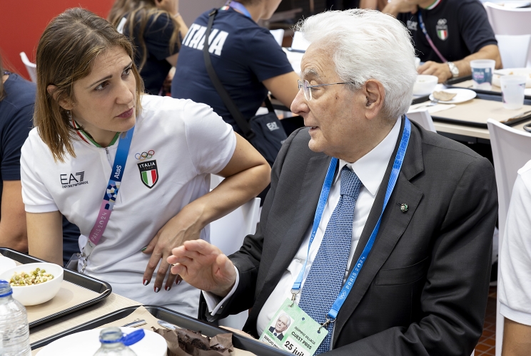 Parigi - Il Presidente della Repubblica Sergio Mattarella in occasione della visita al Villaggio Olimpico e dell'incontro con la delegazione italiana,  oggi 25 luglio 2024.
