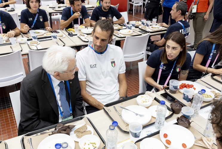 Parigi - Il Presidente della Repubblica Sergio Mattarella in occasione della visita al Villaggio Olimpico e dell'incontro con la delegazione italiana,  oggi 25 luglio 2024.
