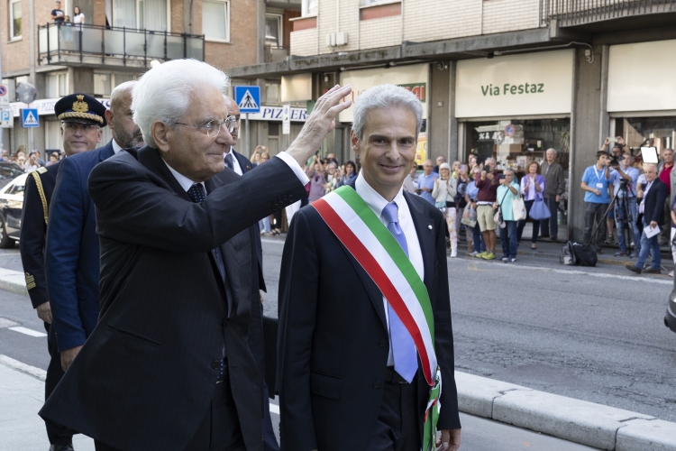 Il Presidente della Repubblica Sergio Mattarella  con Gianni Nuti, Sindaco di Aosta
